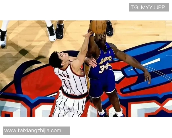 姚明与奥尼尔巅峰对决全场精彩瞬间回顾与分析